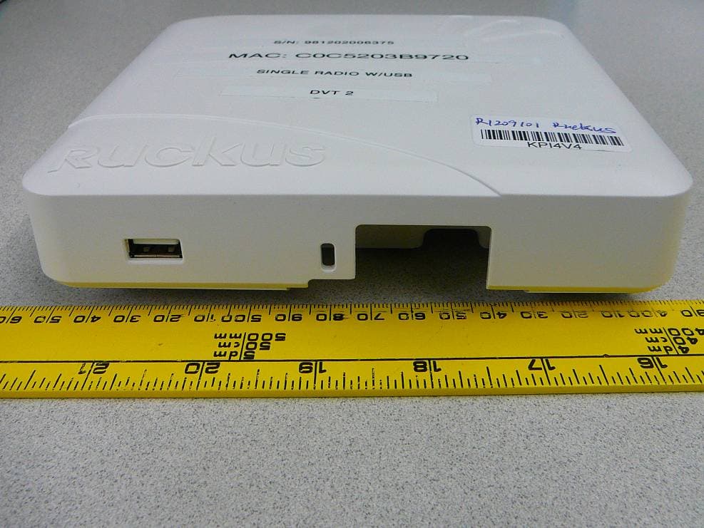 ZoneFlex  7352 Access Point - FCC ID S9GZF7352 - Ruckus Wireless, Inc. (1)