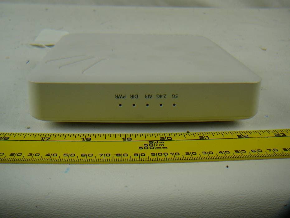 802.11 a/b/g/n Wireless Access Point - FCC ID S9GZF7372 - Ruckus Wireless, Inc. (1)