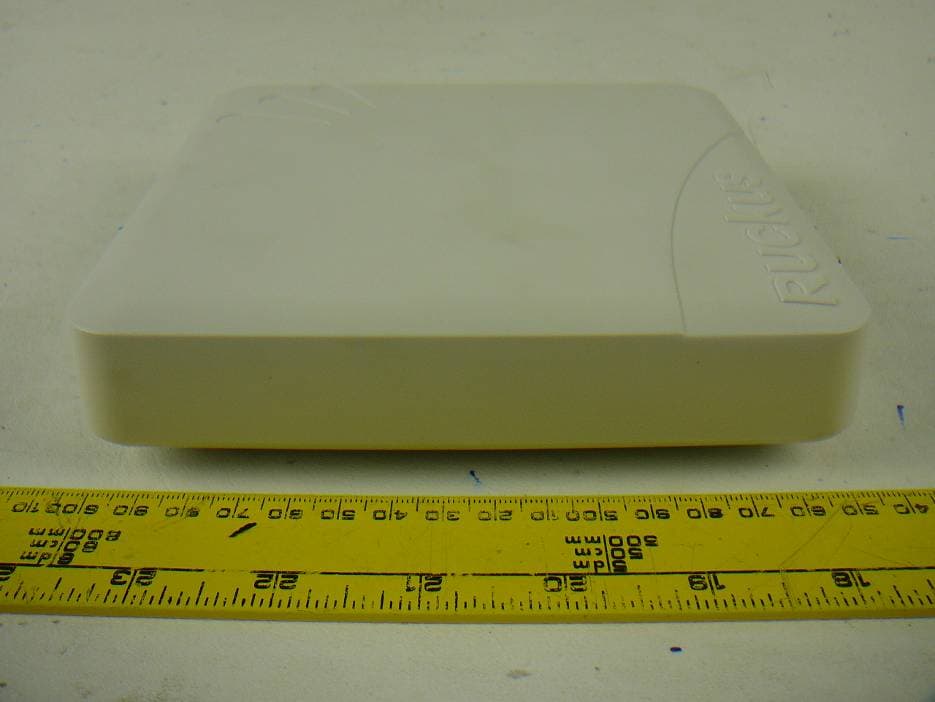 IEEE 802.11 a/b/g/n Access Point - FCC ID S9GZF7372E - Ruckus Wireless, Inc. (3)