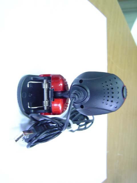 PC Camera (CMOS Camera) - FCC ID SALMJ-541 - JUN Telecom Inc. (2)