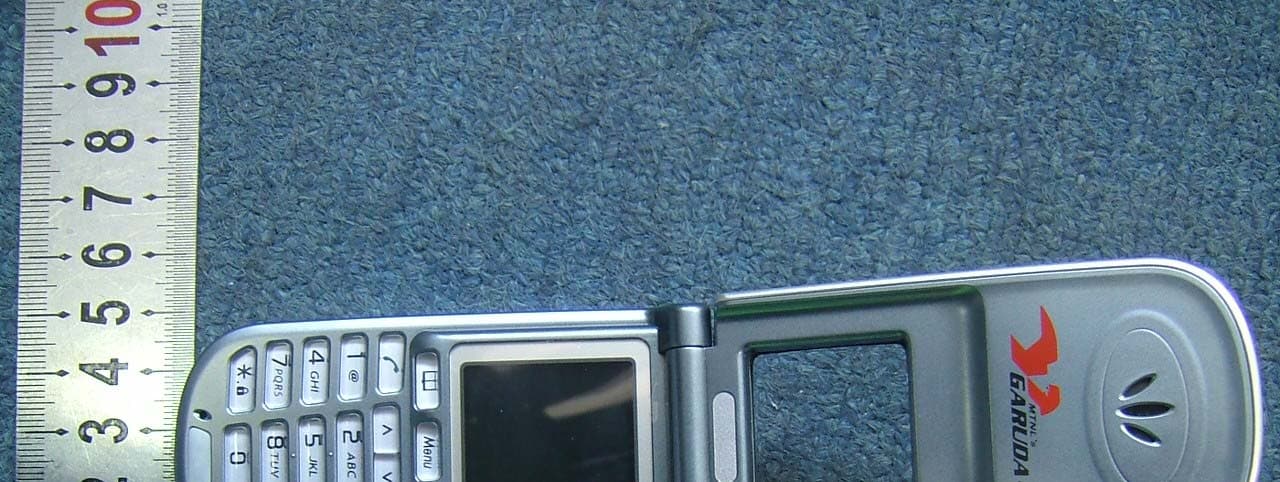 CDMA 1X MOBILE TELEPHONE - FCC ID SARC677 - Hisense Communication Co., Ltd. (2)
