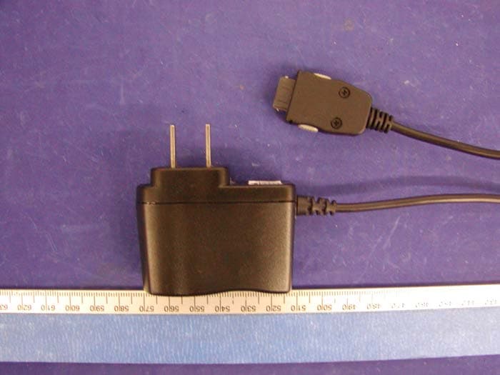 CDMA 2000 Mobile Phone - FCC ID SARHISENSEC389 - Hisense Communication Co., Ltd. (2)