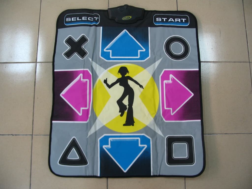 Wireless Dance Mat - FCC ID SBIDCM-0012 - Shenzhen Litestar Electronics Technology Co., Ltd.
