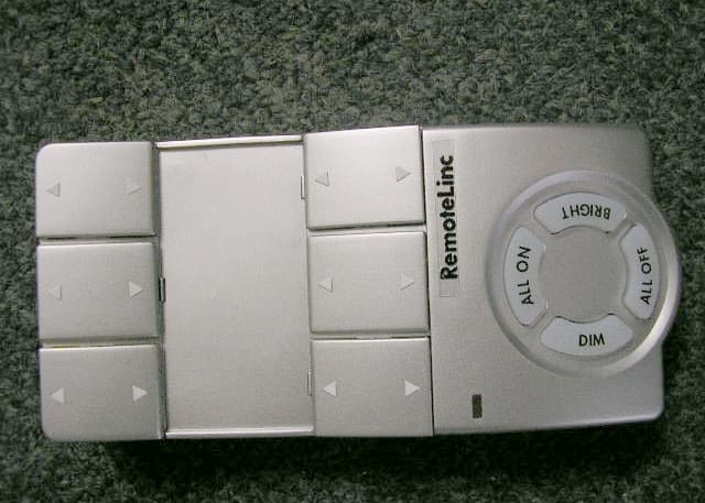 INSTEON RemoteLinc Wireless Remote Control #2440 - FCC ID SBP2440 - Insteon Technologies, LLC (3)