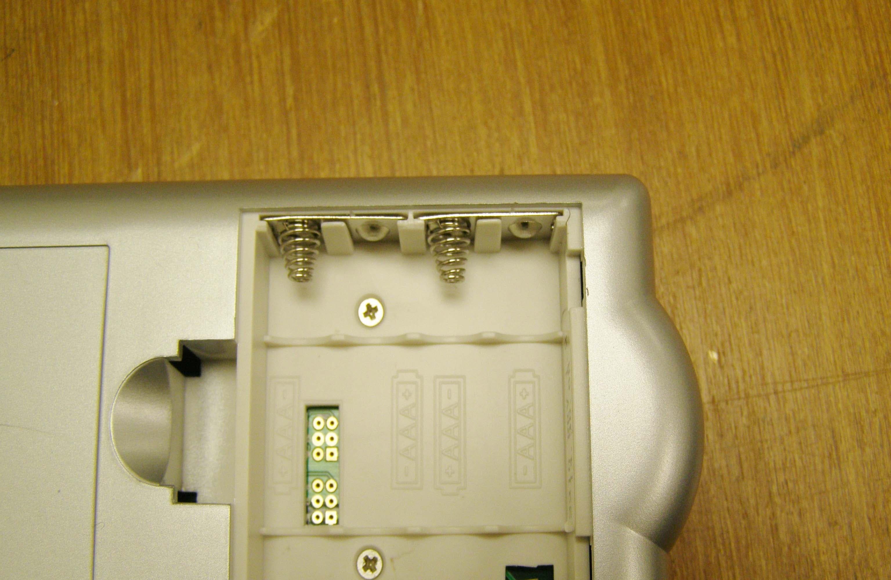 Handheld Wireless Remote Control (Model: 2440) - FCC ID SBP2440A - Insteon Technologies, LLC (3)