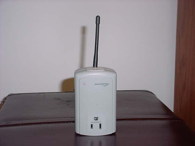 RF phase bridge for home automation - FCC ID SBP2442 - Insteon Technologies, LLC (1)