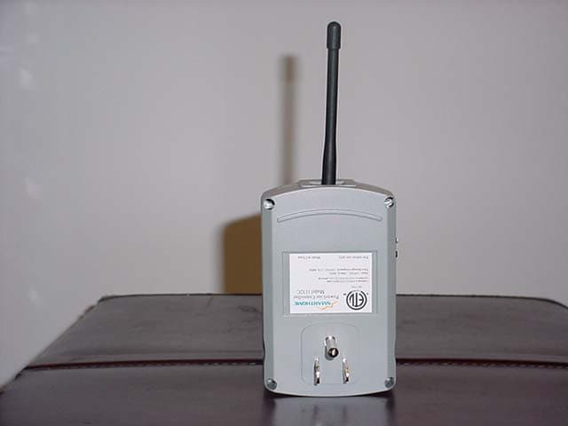 RF phase bridge for home automation - FCC ID SBP2442 - Insteon Technologies, LLC (2)