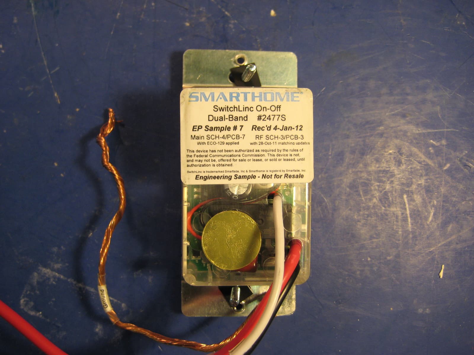Wireless Remote Control AC Switch - FCC ID SBP2477S - Insteon Technologies, LLC (3)