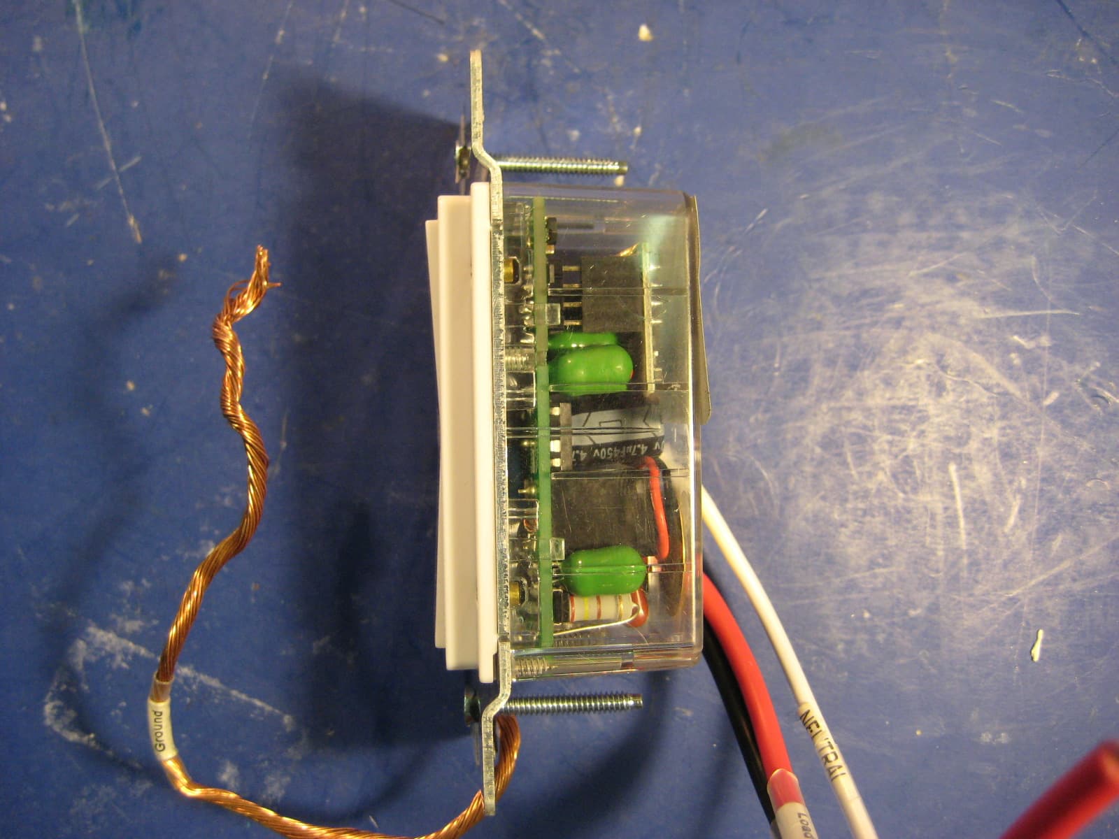 Wireless Remote Control AC Switch - FCC ID SBP2477S - Insteon Technologies, LLC
