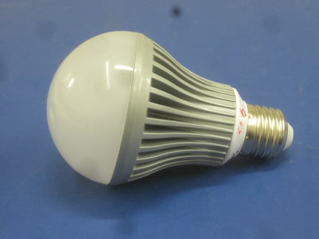 INSTEON LED Bulb - FCC ID SBP26722 - Insteon Technologies, LLC (2)