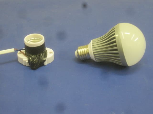 INSTEON LED Bulb - FCC ID SBP26722 - Insteon Technologies, LLC (4)
