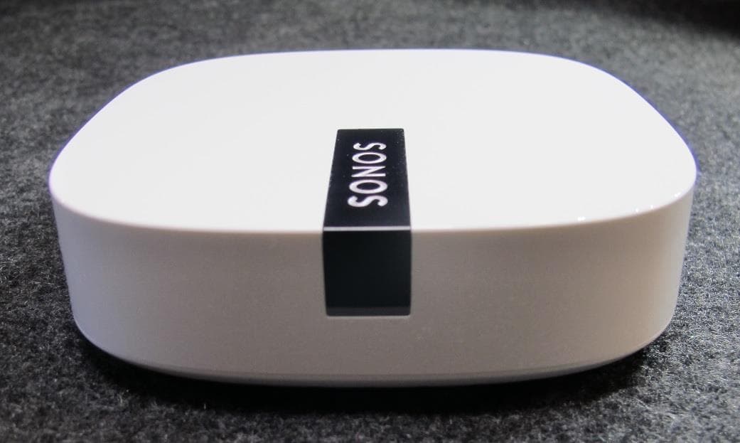 802.11b/g/n (3x3) 2.4GHz WIRELESS ROUTER - FCC ID SBVRM008 - Sonos, Inc. (2)
