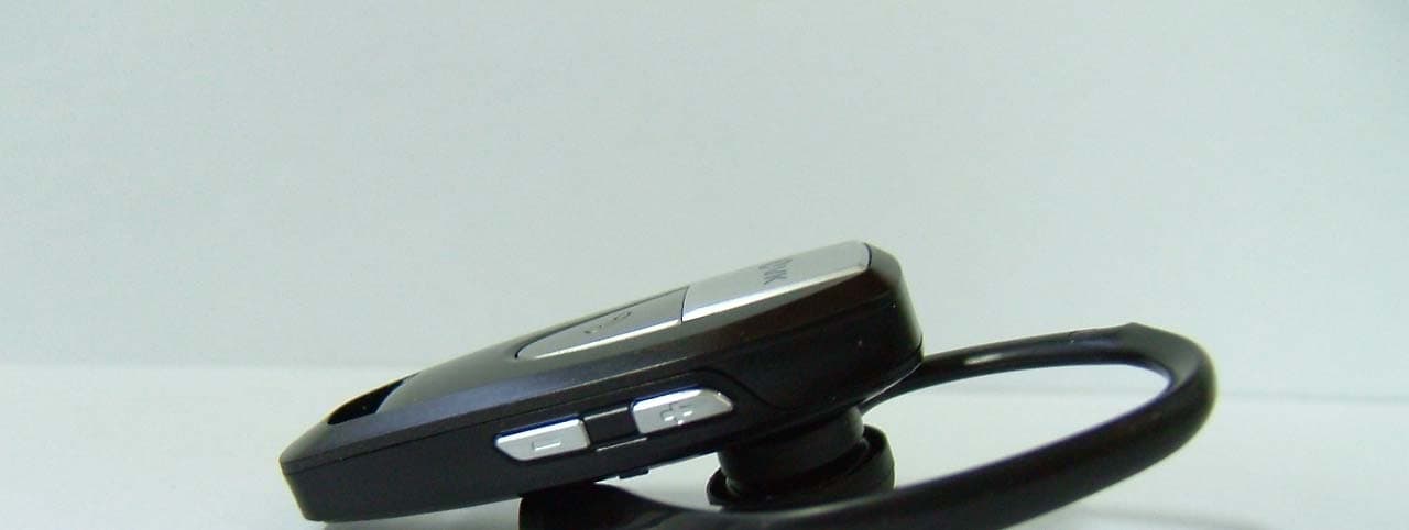 BLUETOOTH  HEADSET - FCC ID SBWVBH100 - VK Corporation