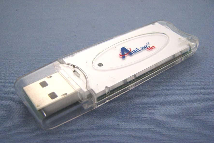 802.11 b/g USB Dongle - FCC ID SCD030001 - LanReady Technologies Inc. (2)