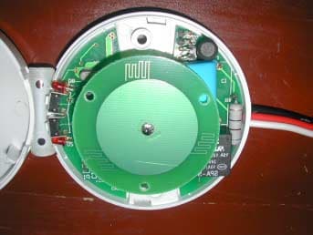 Receiver I of Wireless 2-way Control System - FCC ID SDGGKB7U-360 - GUANGZHOU GKB ELECTRIC CO., LTD. (2)