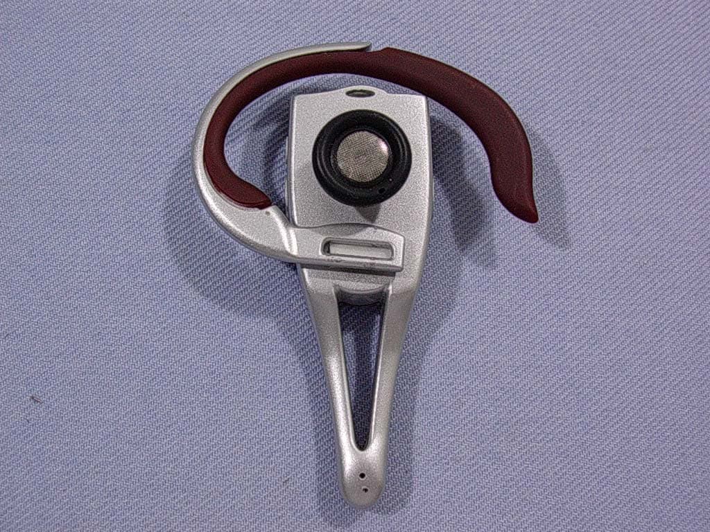 Bluetooth Wireless Headset - FCC ID SG6-BT-204HS000 - Rainsun Corporation