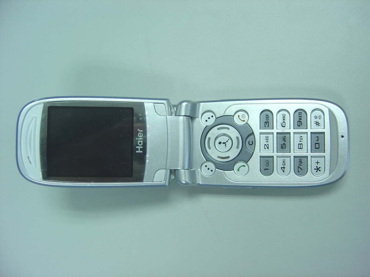 Mobile phone - FCC ID SG70507M1610 - Haier Telecom (Qingdao) Co., Ltd. (1)