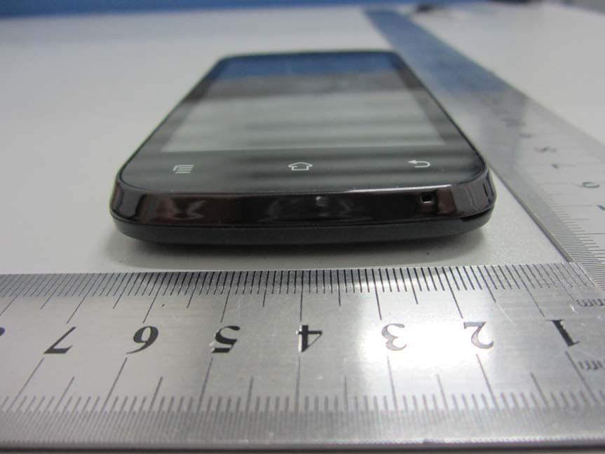 Smartphone - FCC ID SG70713HW-W716 - Haier Telecom (Qingdao) Co., Ltd. (4)