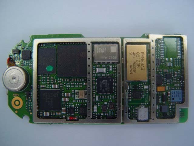 GSM/GPRS 1900 MHz Mobile Phone - FCC ID SG7Z3000B - Haier Telecom (Qingdao) Co., Ltd. (2)