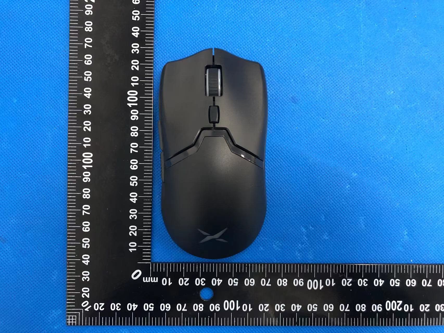 Wireless mouse - FCC ID SGP-M800DB - Shenzhen Delux Industry Co., Ltd. (3)