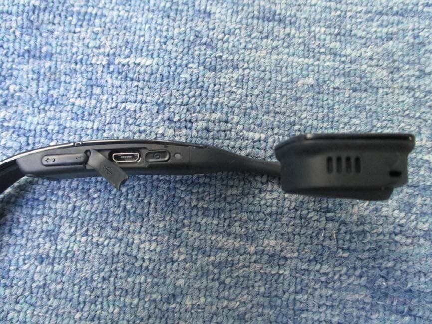 Bluetooth stereo headphones - FCC ID SHKASCEHB2 - AfterShokz LLC (2)