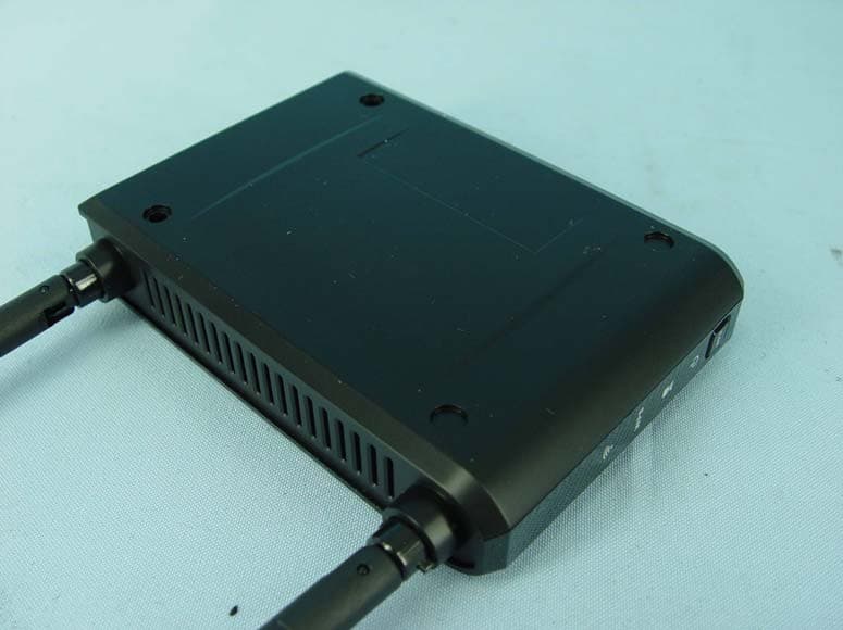 2.4GHz 802.11n (draft 2.0) Wireless Access Point - FCC ID SI5WAP372L - U-MEDIA Communications, Inc. (3)