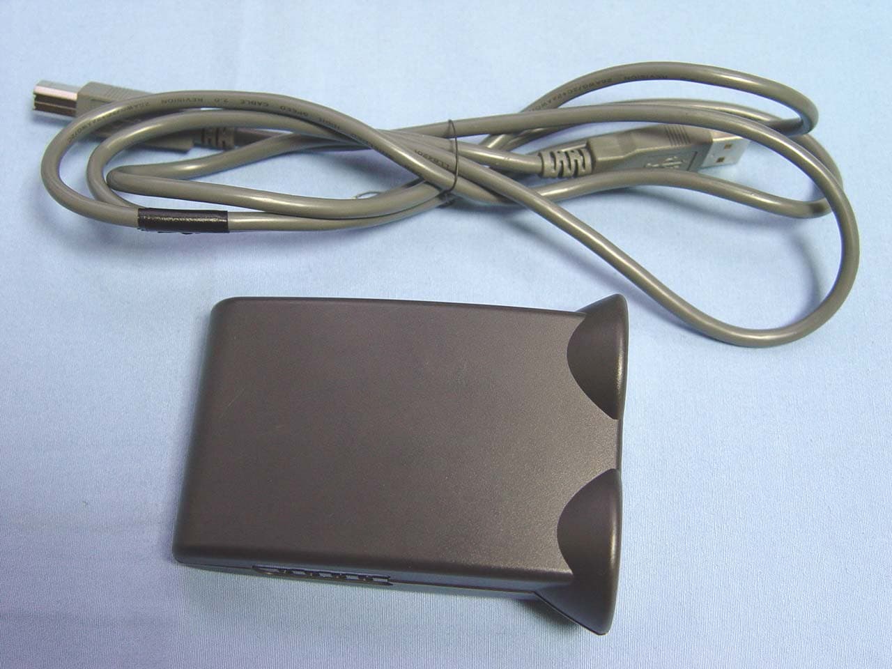 802.11b/g Wireless USB Adapter with Smart Antenna - FCC ID SI5WUB221Z - U-MEDIA Communications, Inc.