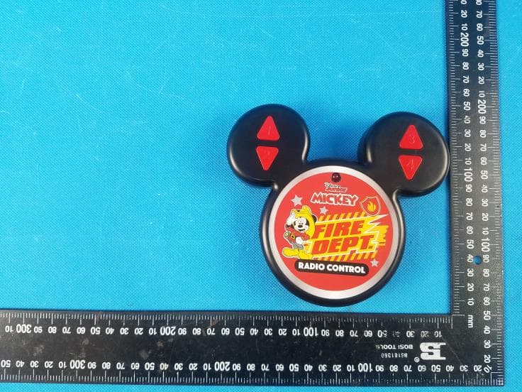 Disney RC Vehicle Controller - FCC ID SIP-5785-C - MegaGain International Ltd.