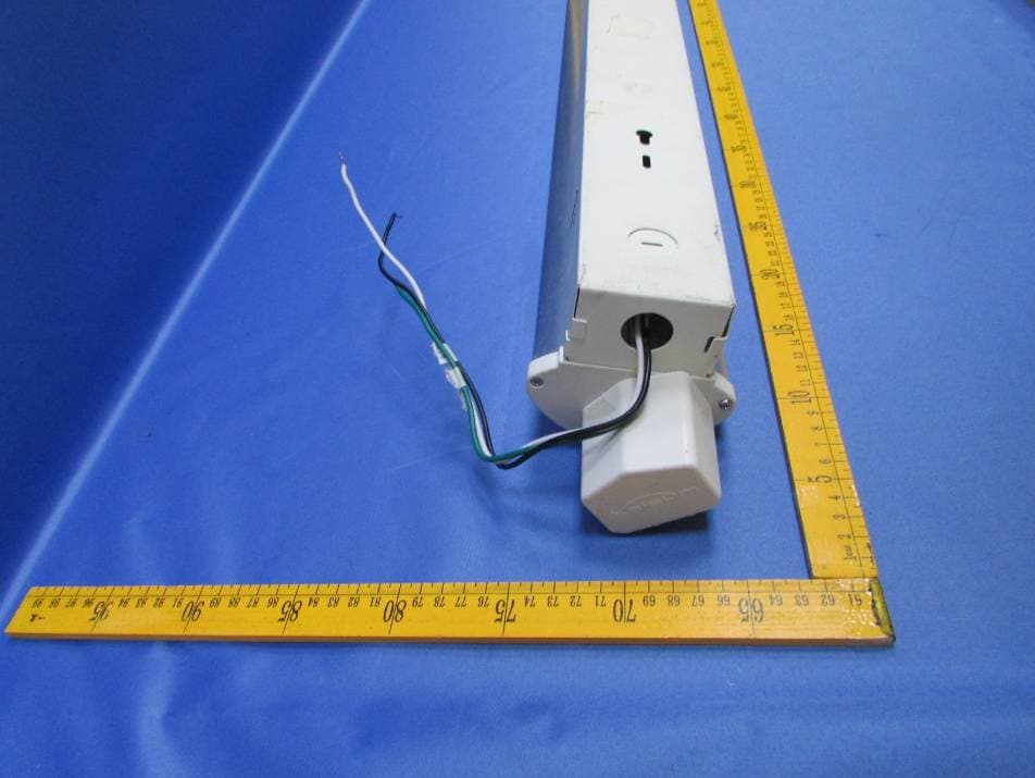 Artemis Ceiling Mounted LED Stairwell Fixture - FCC ID SJ8-XASC04 - RDI Technology (Shenzhen) Co., Ltd. (2)