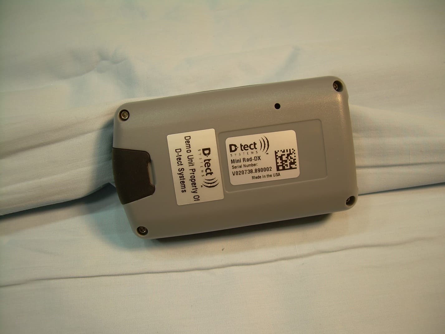 Handheld Radiation Detection Device - FCC ID SJNMRDX - Visionary Products, Inc. (2)