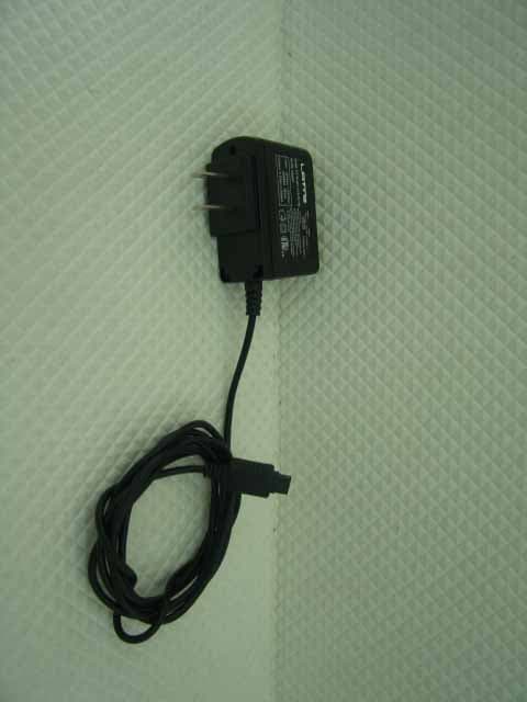 Tri-Band GSM 850/1800/1900 MHz Mobile Phone - FCC ID SK8SLIM11B - KBT Mobile Co.,Ltd. (2)