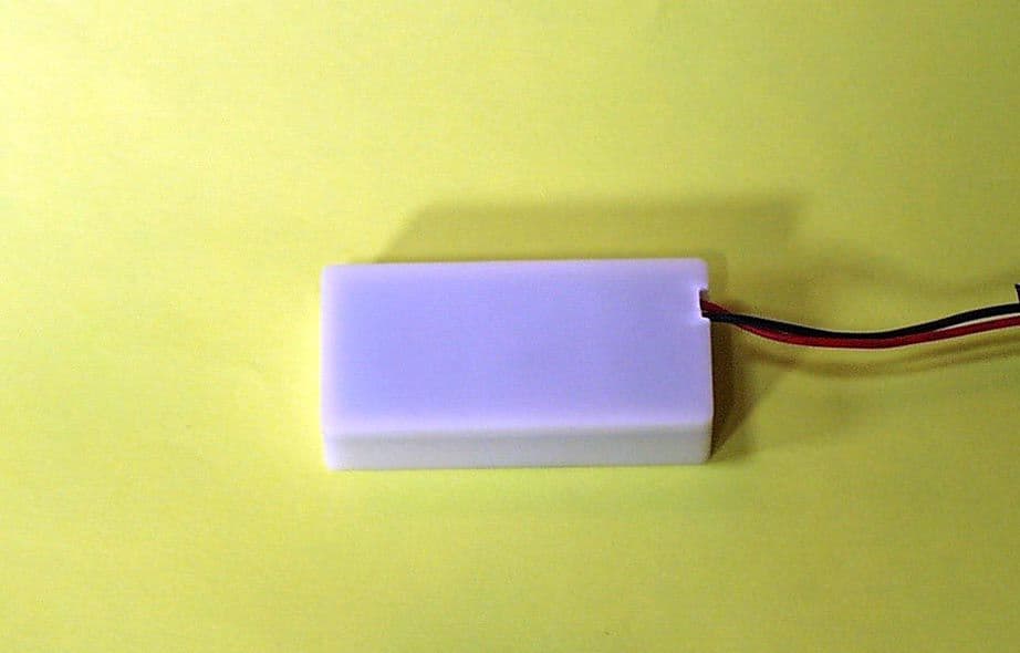 Window Shade Controller Transceiver - FCC ID SKR-TKUZ-001 - Techniku