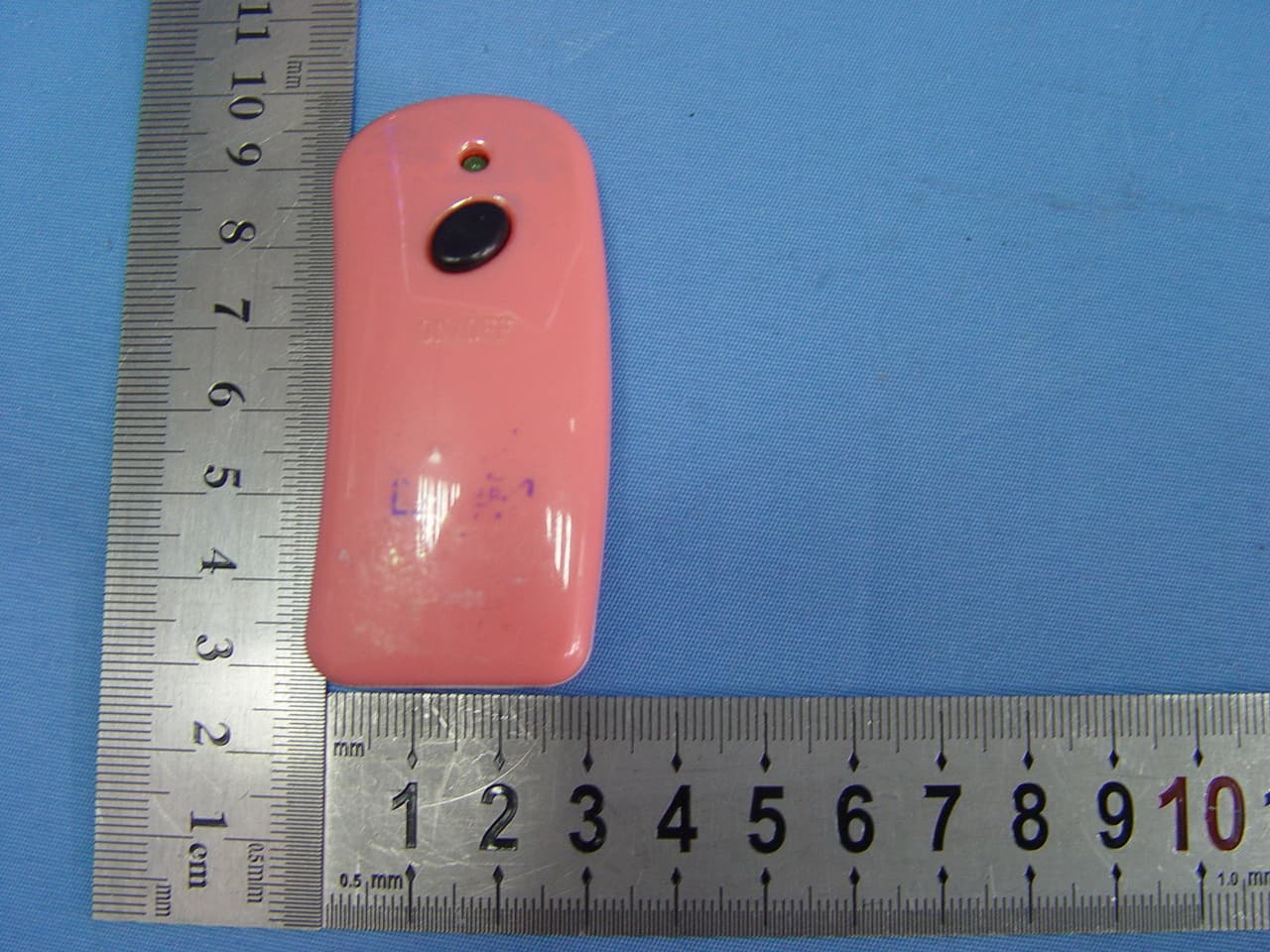 Wireless Remote Control - FCC ID SLDF2K349 - J. B. Industrial (Shenzhen) Co., Ltd. (2)