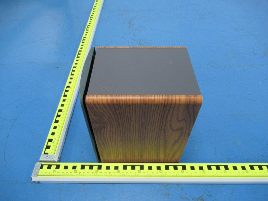 Powered Bookshelf Bluetooth and Wifi Speakers - FCC ID SLFEF-W280 - Shenzhen Wanfengda Electronics Co., Ltd. (4)