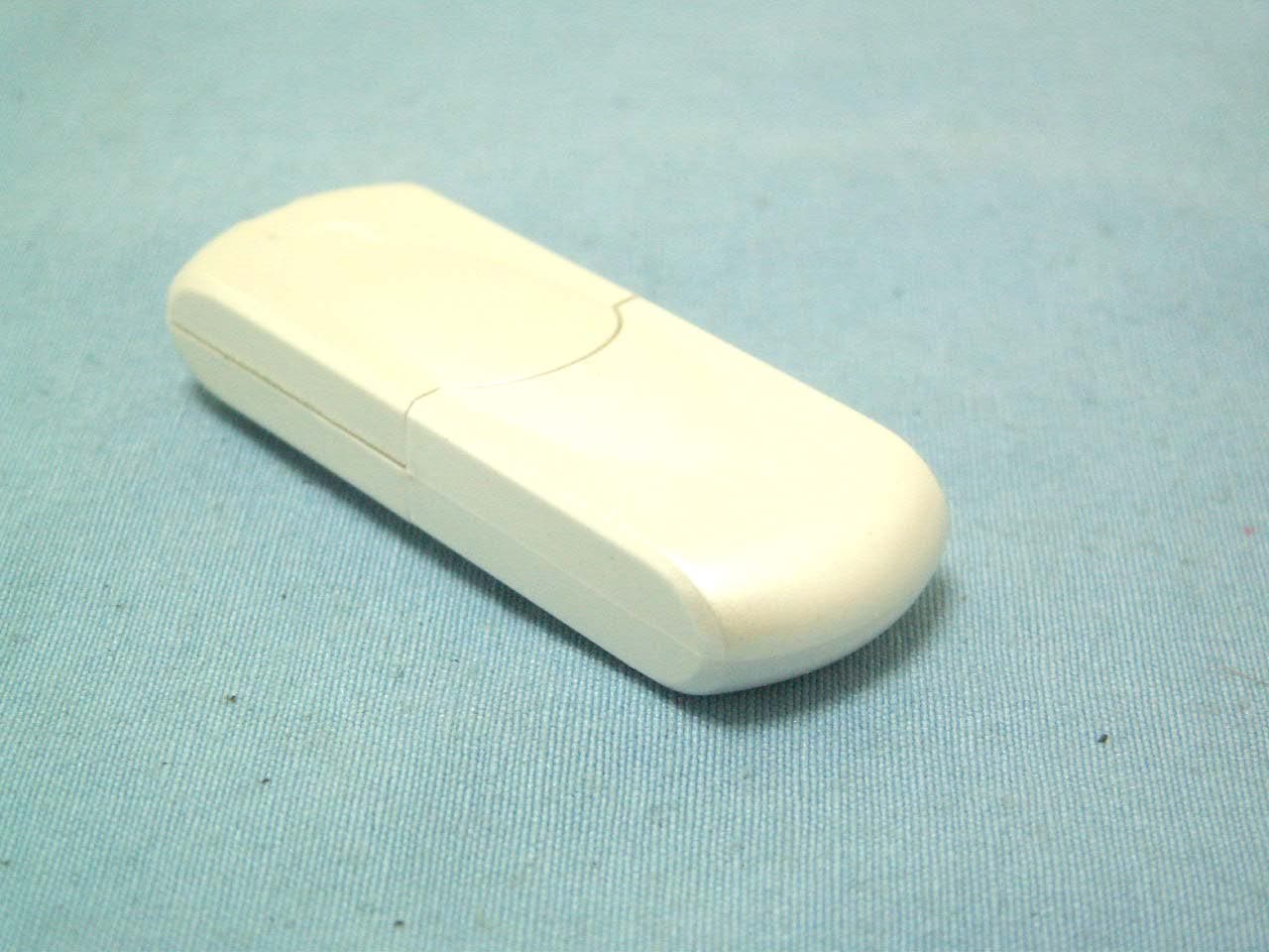 Bluetooth v2.0 USB Adapter - FCC ID SLH-BT-1008 - HL-Tech Corporation