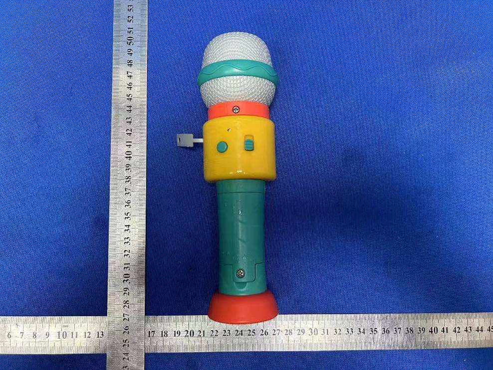 Shinin Musical Mic - FCC ID SLU23BBTR20 - Maison Battat Inc.