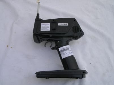 Remote Control Toy Transmitter - FCC ID SM3RC09038C - 21st Century Toys, Inc. (2)