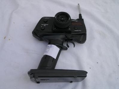 Remote Control Toy Transmitter - FCC ID SM3RC09038D - 21st Century Toys, Inc. (2)