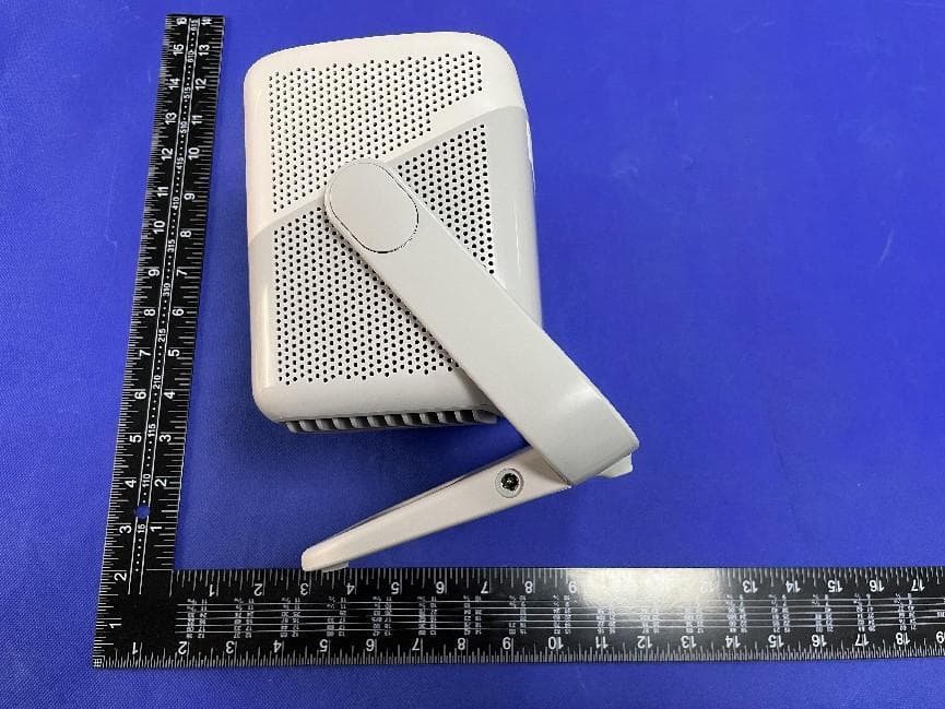 Smart Projector - FCC ID SMC-J70 - SHENZHEN HOLATEK CO.,LTD.