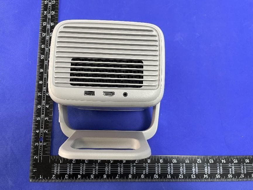 Smart Projector - FCC ID SMC-J70 - SHENZHEN HOLATEK CO.,LTD. (2)