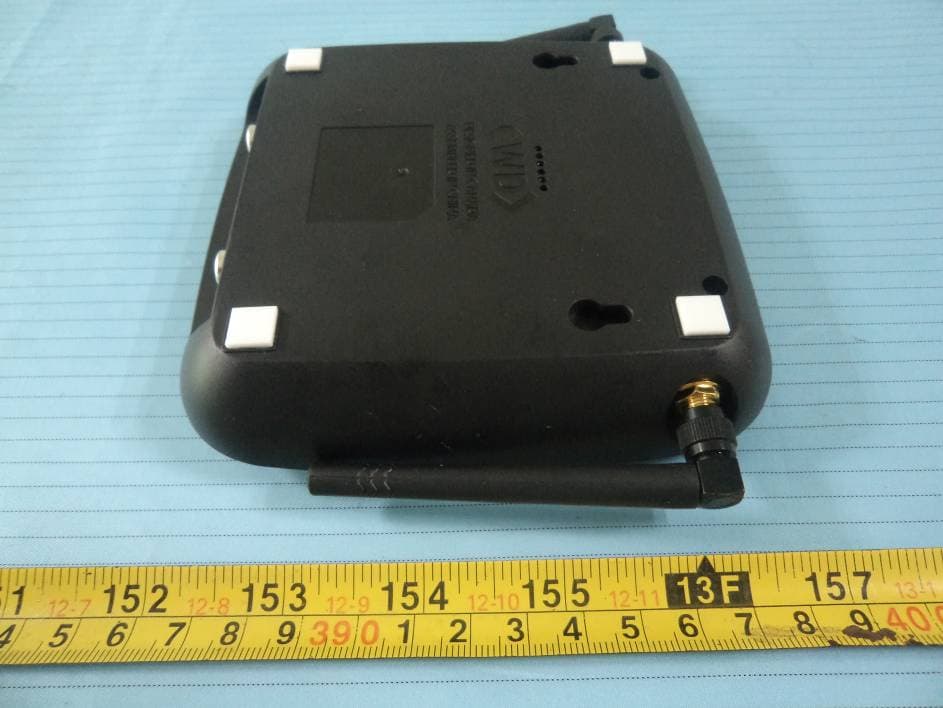 2.4GHz Wireless Security Camera with Dual Channel Receiver (Receiver Unit) - FCC ID SMH22302 - Circus World Displays Limited (2)