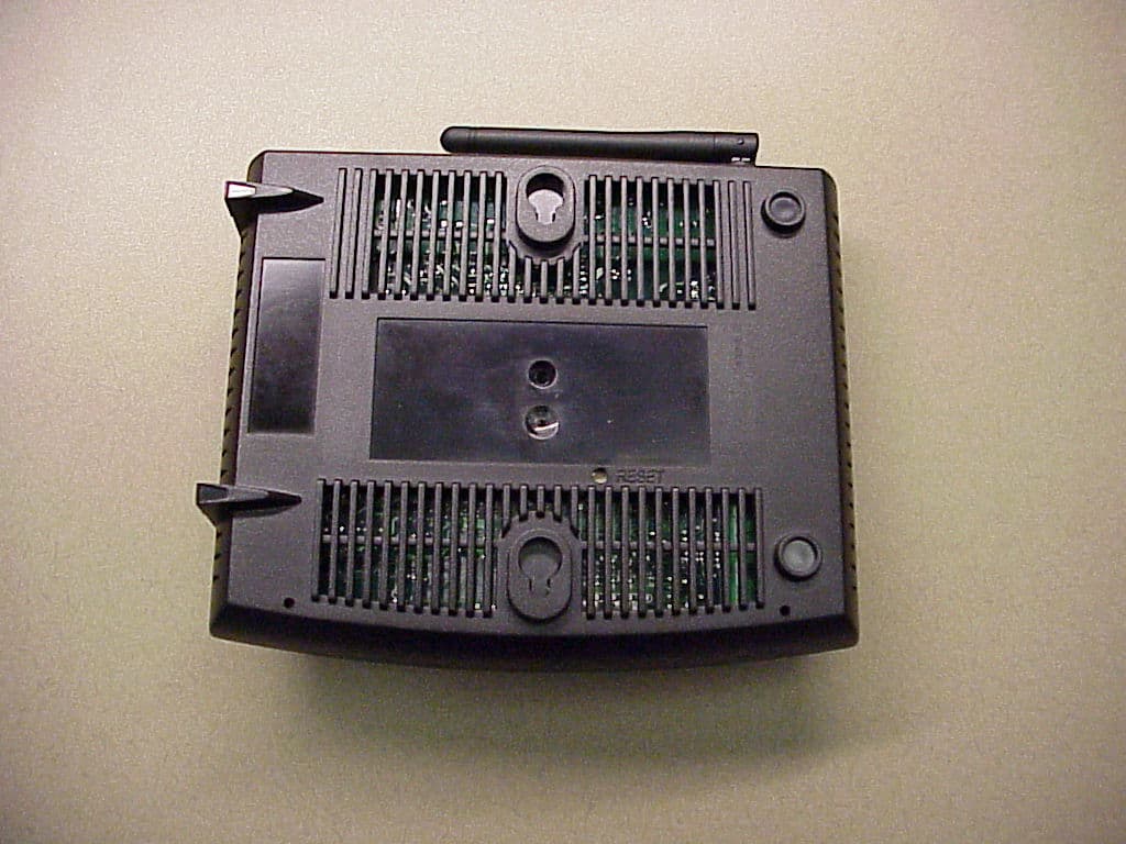 Wireless DSL Modem - FCC ID SN8N650A01 - Sagemcom SAS (2)