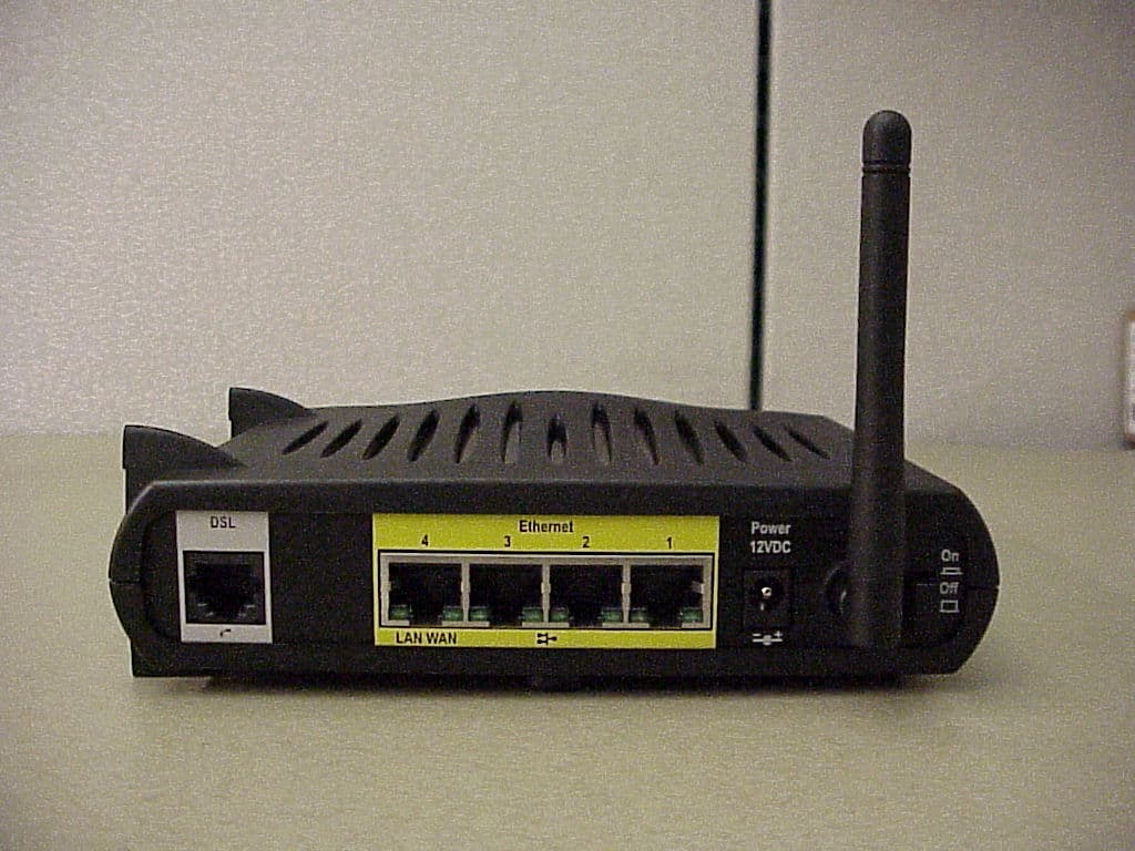 Wireless DSL Modem - FCC ID SN8N650A01 - Sagemcom SAS