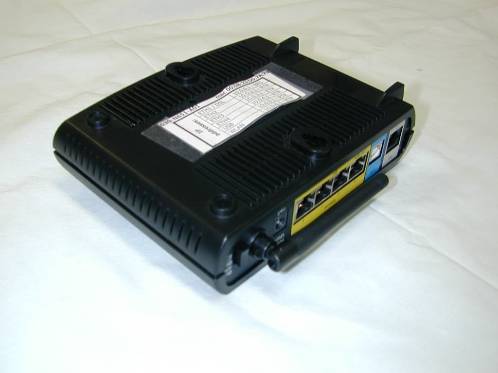 Wireless DSL Modem - FCC ID SN8N652 - Sagemcom SAS (2)