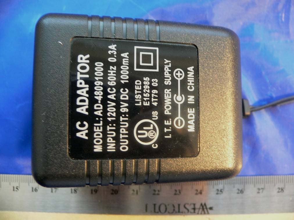 2.4 GHz FHSS cordless phone - FCC ID SNBDM1200E - Waxess Inc.