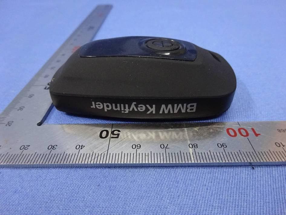 BMW Keyfinder - FCC ID SNE-SMA-002 - Eve Systems LLC (2)
