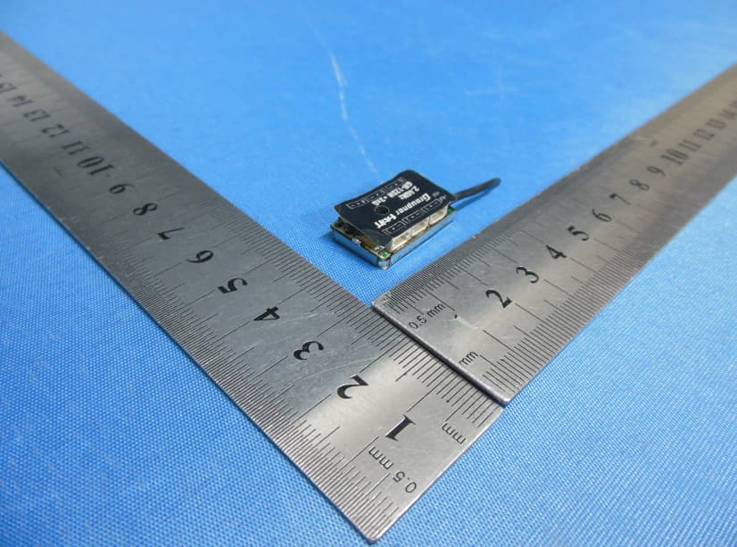 2.4 GHz Radio Control System - FCC ID SNL-16006000 - GRAUPNER CO., LTD.
