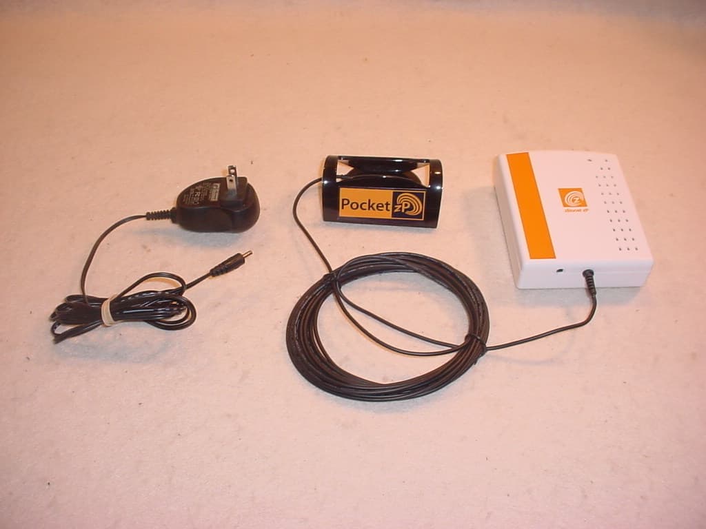 DUAL BAND BI-DIRECTIONAL SIGNAL BOOSTER - FCC ID SO4YX110 - zBoost, LLC (2)