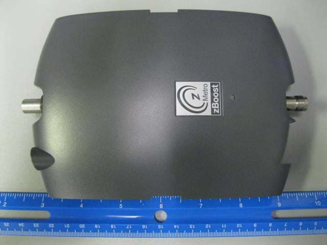 4G Cellular Signal Amplifier - FCC ID SO4YX550-AWS-VLTE - zBoost, LLC (3)