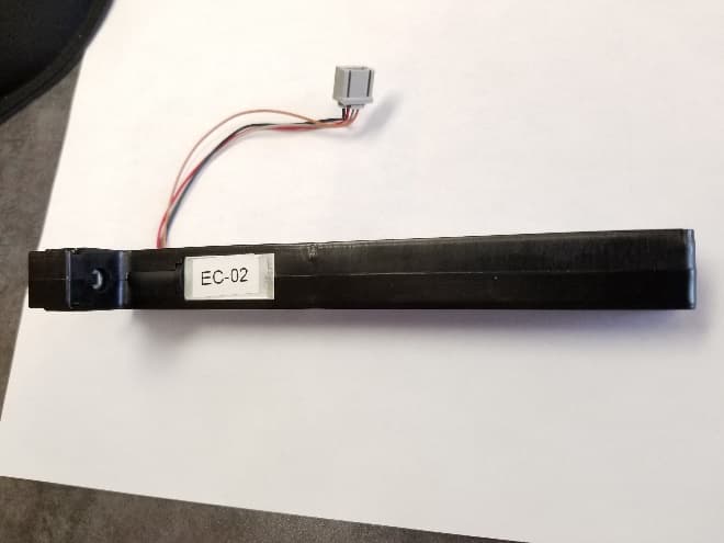 Blind/Shade Wireless Sensor Controller - FCC ID SO7-209L0000 - Pella Corporation